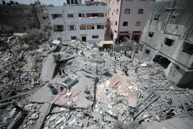 DSA members call on governments for further action on Gaza.