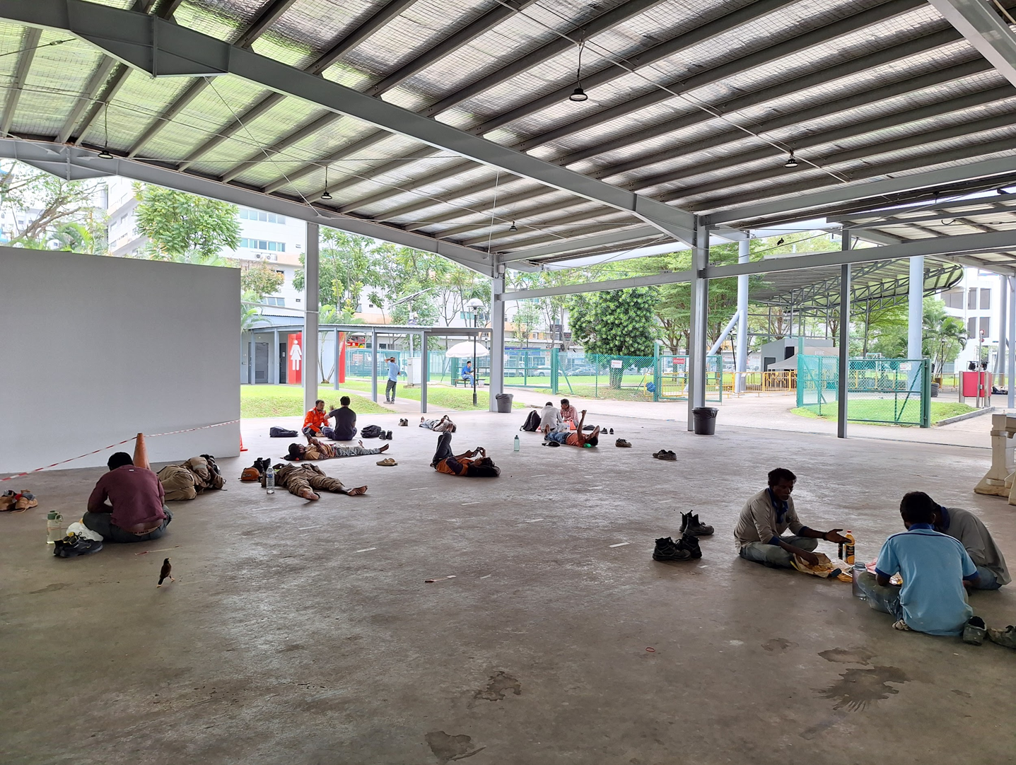 Migrant Workers’ Centre (MWC) Recreation Centre in Soon Lee This is the oldest and largest recreation center for migrant workers. The recreational center is equipped with a beer garden, a food court, some basketball/tennis courts, a small library in the corner, and free wifi access. There is also a little barber shop there. The food stalls here sell South Asian, Burmese, and Chinese cuisines, catering to migrant workers. There are promotional banners encouraging migrants to become integration ‘ambassadors’ for their communities. Yoga Prasetyo